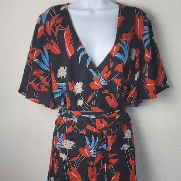 WAYWARD FRANCIES e.Shakti Wrap Blouse - Picture 1 of 9